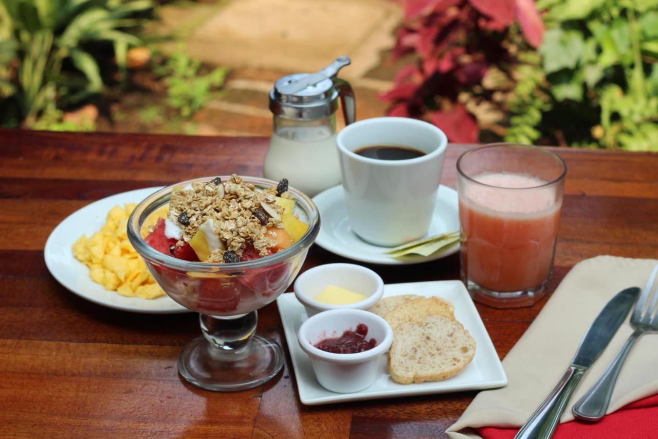 Hotel Con Corazon Granada Ngoại thất bức ảnh